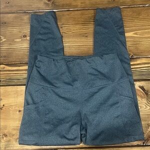 Reebok Women’s Athletic Grey Leggings - w/ Pockets! Size Small